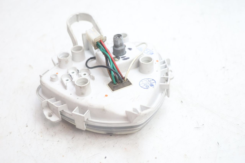 photo de SPEEDOMETER KYMCO AGILITY CITY 2T 50 (2008 - 2016) - Fixing points details