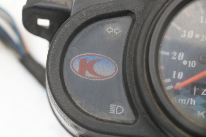 photo de SPEEDOMETER KYMCO AGILITY FR 2T 50 (2012 - 2017) - Zoom on usage condition