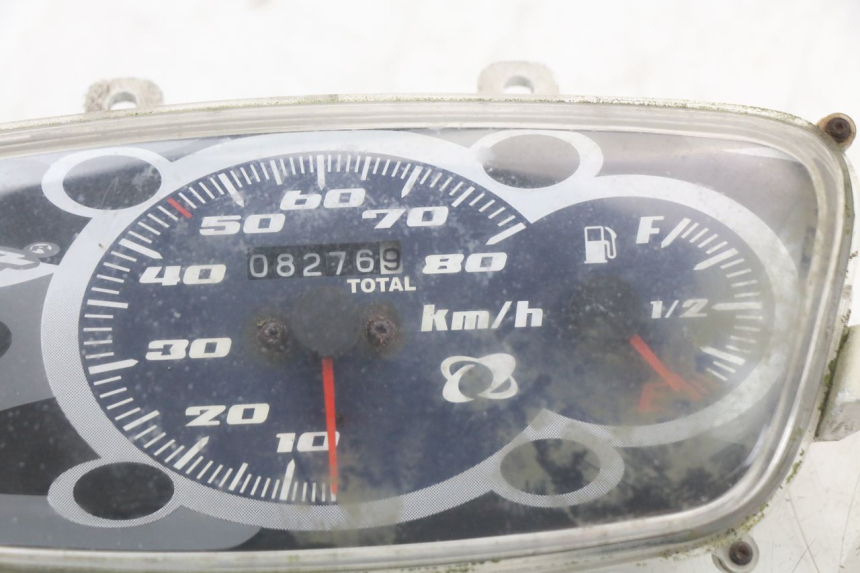 photo de SPEEDOMETER MBK BOOSTER SPIRIT 50 (2004 - 2017) - Zoom on usage condition