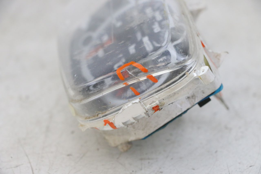 photo de SPEEDOMETER MBK BOOSTER SPIRIT 50 (2004 - 2017) - High-resolution close-up