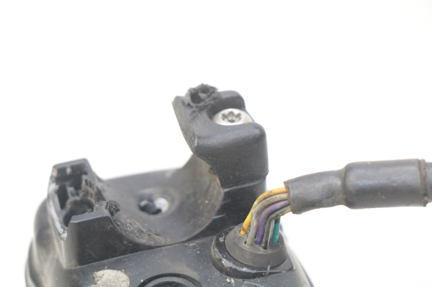photo de SPEEDOMETER MBK BOOSTER SPIRIT NAKED 50 (2004 - 2017) - Surface and material condition