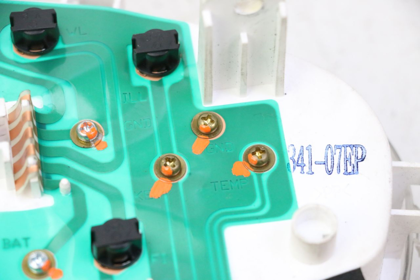 photo de SPEEDOMETER SUZUKI BURGMAN 125 (2007 - 2014) - Additional view of the item