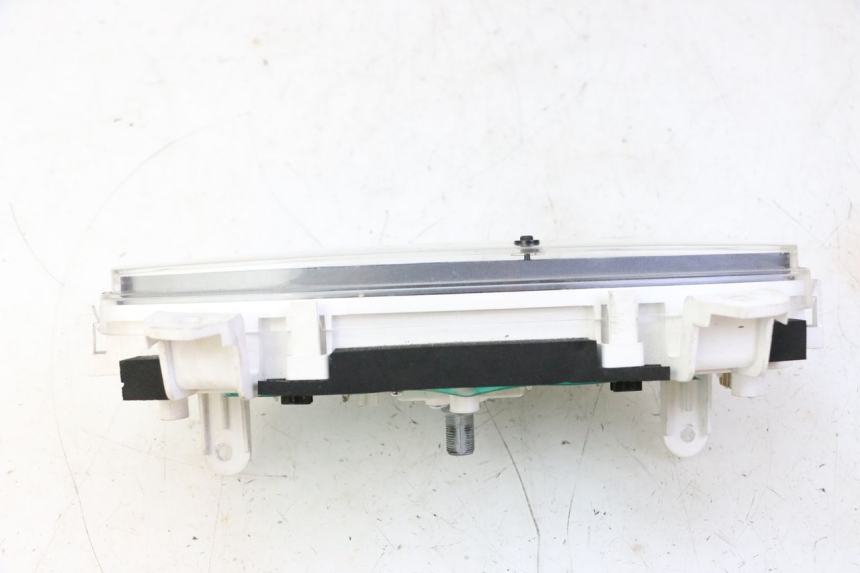 photo de SPEEDOMETER SUZUKI BURGMAN 125 (2007 - 2014) - Detailed visual inspection