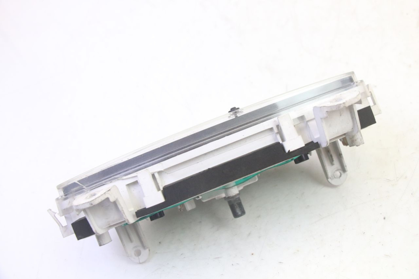 photo de SPEEDOMETER SUZUKI BURGMAN 125 (2007 - 2014) - Technical close-up