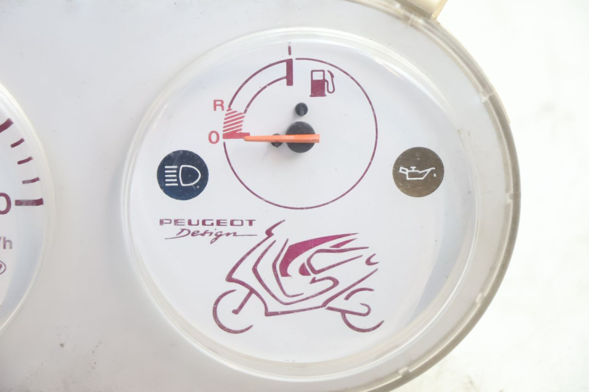 photo de SPEEDOMETER PEUGEOT BUXY 50 (1993 - 1998) - Zoom on usage condition