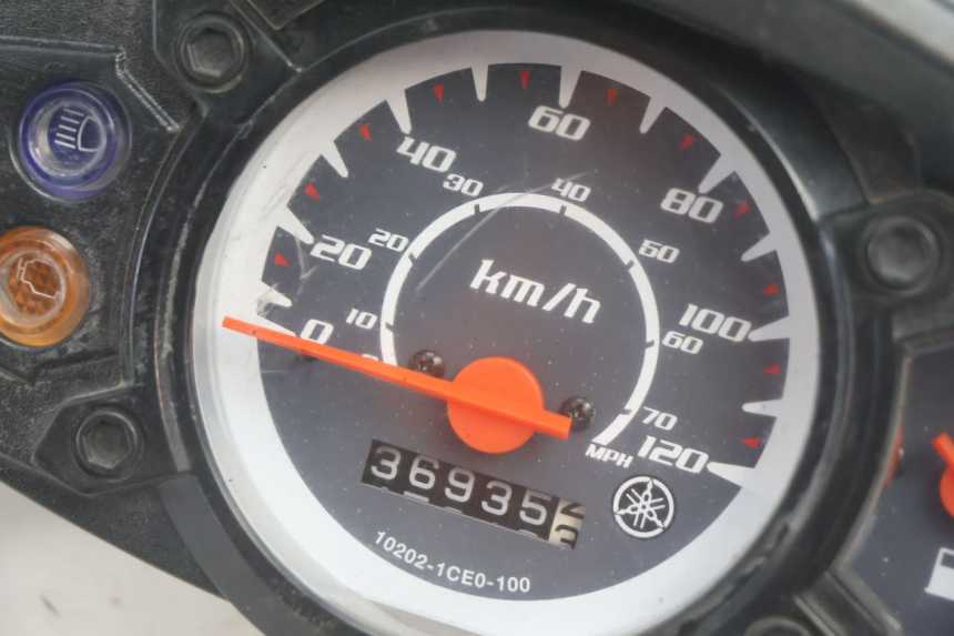 photo de SPEEDOMETER YAMAHA BW'S BWS 125 (2010 - 2013) - Alternative perspective