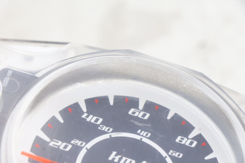 photo de SPEEDOMETER YAMAHA BW'S BWS 125 (2010 - 2013) - Alternative perspective