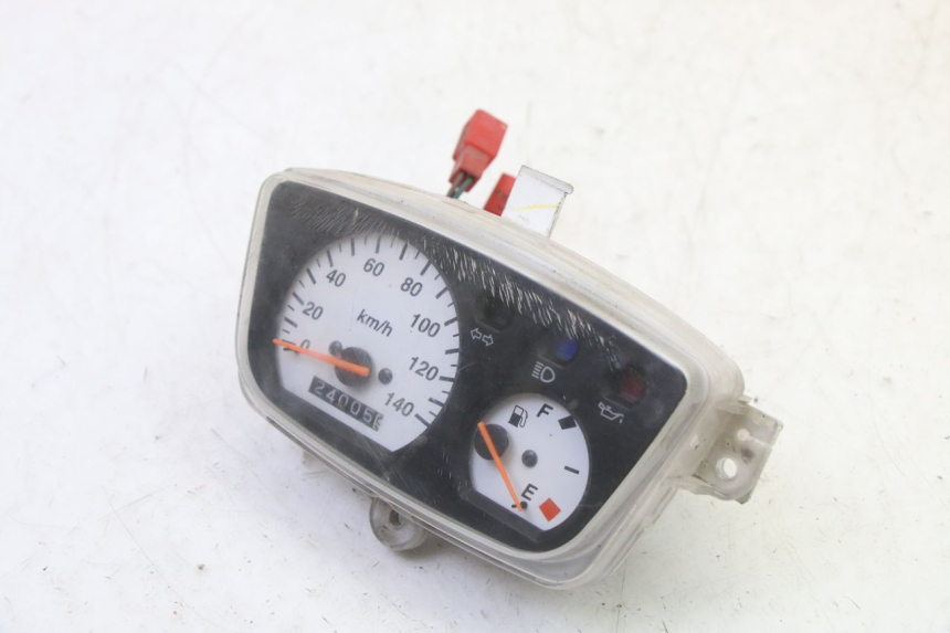 photo de SPEEDOMETER YAMAHA BW'S 100 (1999 - 2002) - Alternative perspective