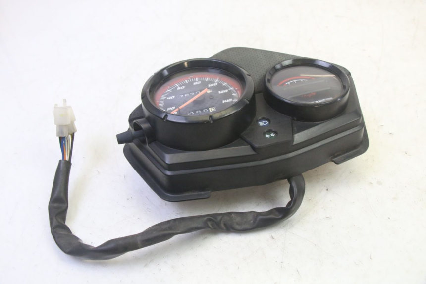 photo de SPEEDOMETER HONDA CBF 125 (2009 - 2015) - Technical close-up