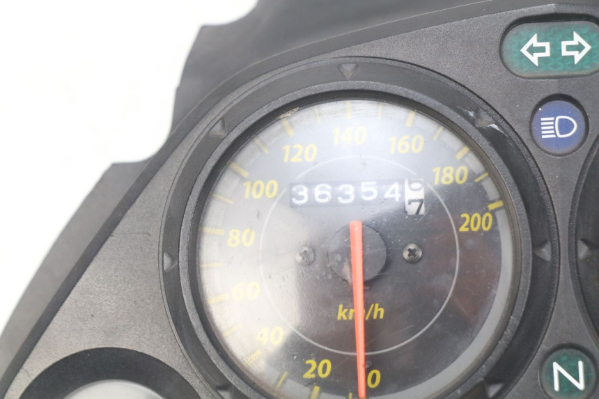 photo de SPEEDOMETER HONDA CBR R 125 (2003 - 2006) - Component detail