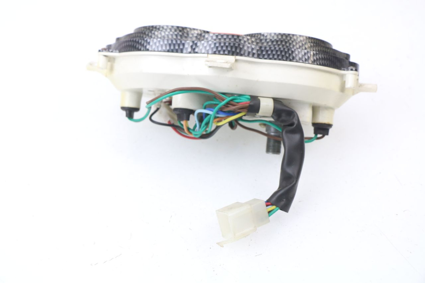 photo de SPEEDOMETER REVATTO CITYONE 125 (2006 - 2007) - Surface and material condition