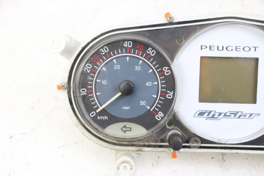 photo de SPEEDOMETER PEUGEOT CITYSTAR 50 (2013 - 2017) - Alternative angle