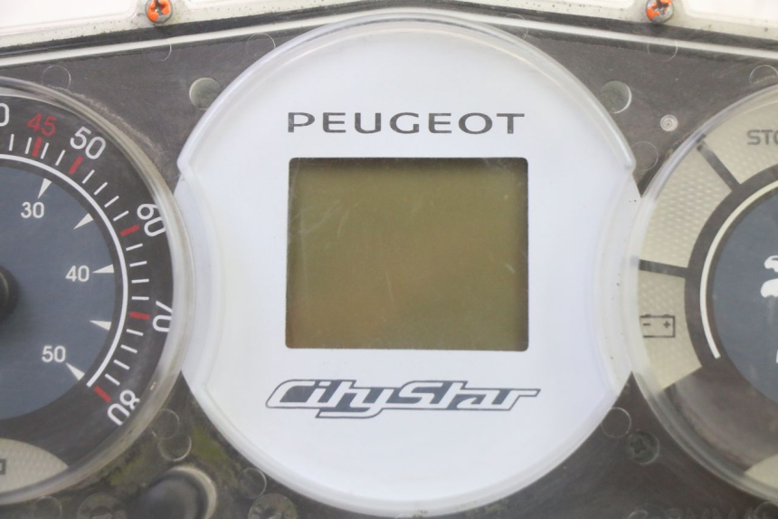 photo de SPEEDOMETER PEUGEOT CITYSTAR 50 (2013 - 2017) - Zoom on usage condition