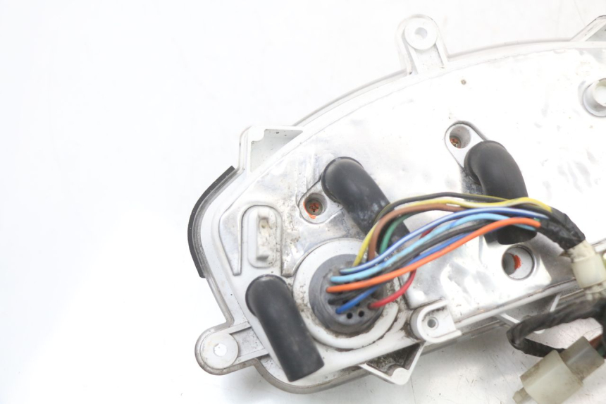 photo de SPEEDOMETER KYMCO DINK 4T 50 (2007 - 2018) - Surface and material condition