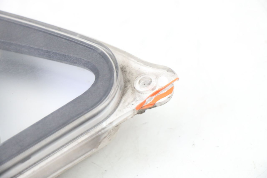 photo de SPEEDOMETER KYMCO DINK STREET 125 (2009 - 2014) - Surface and material condition