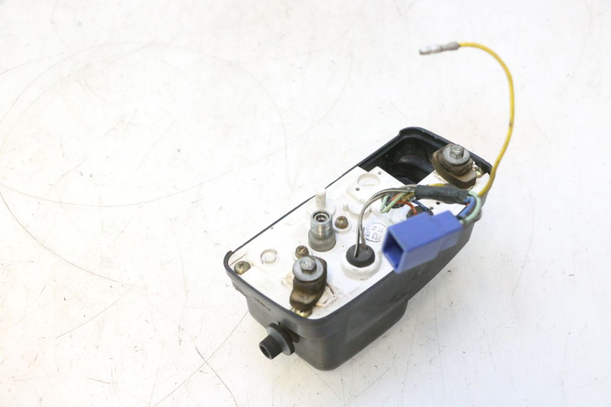 photo de SPEEDOMETER SUZUKI DR S 600 (1985 - 1989) - Technical close-up