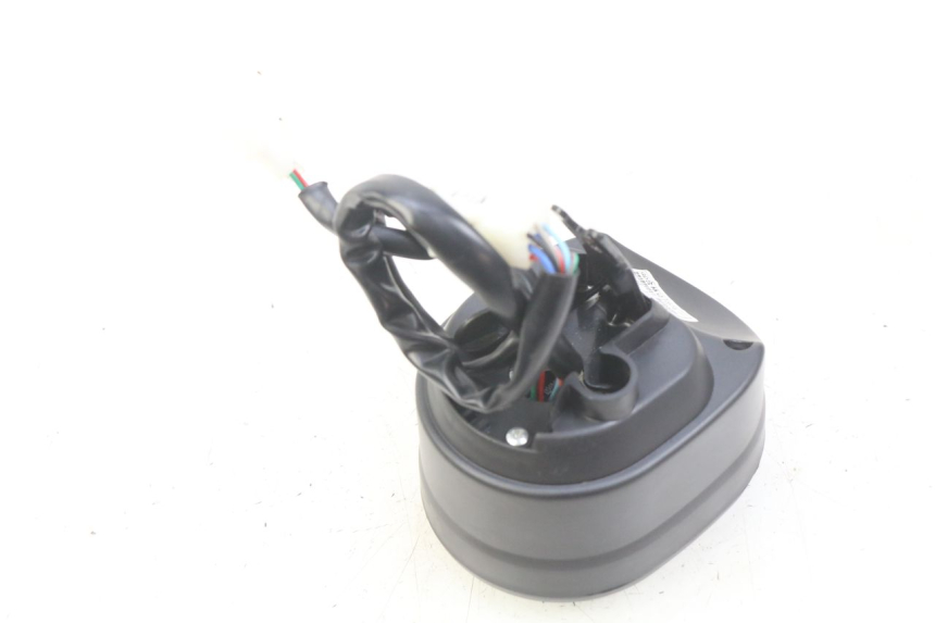 photo de SPEEDOMETER EFUN E2GO 1 (2017 - 2021) - Fixing points details