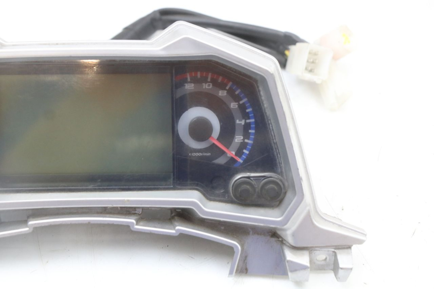 photo de SPEEDOMETER LONGJIA EASY MAX 125 (2020 - 2024) - Alternative perspective
