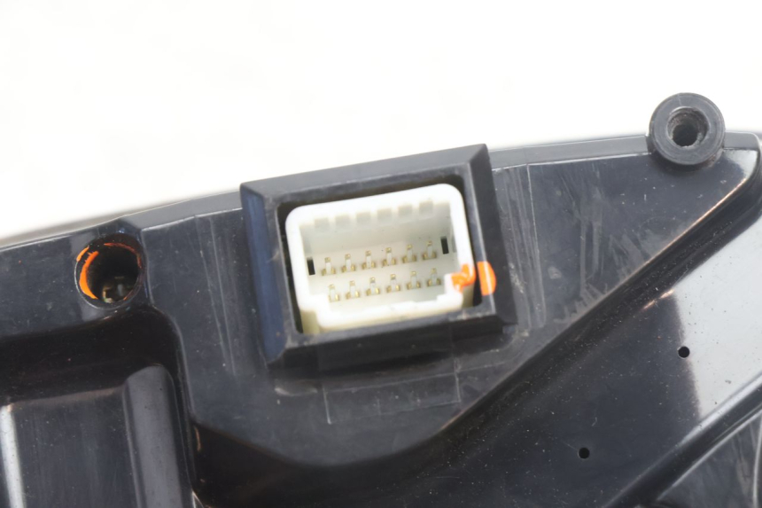 photo de SPEEDOMETER ASKOLL ESPRO 1 - Surface and material condition