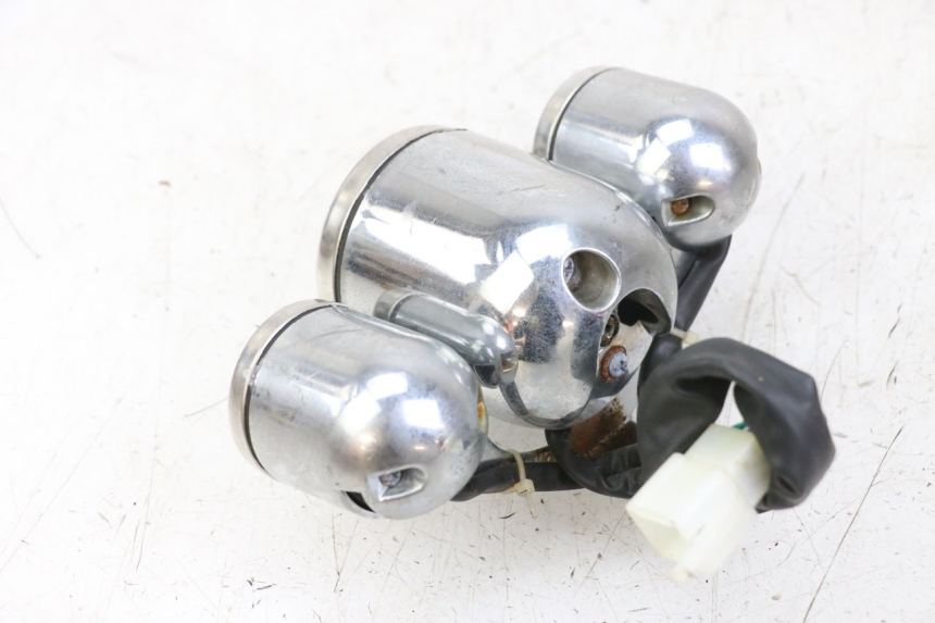 photo de SPEEDOMETER EUROCKA RETRO 50 (2007 - 2014) - Fixing points details