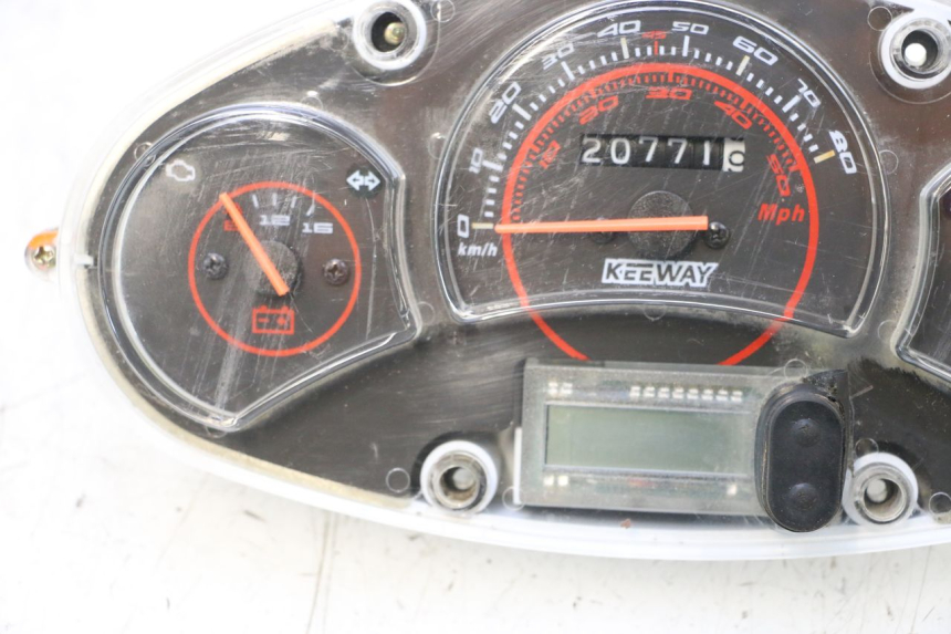 photo de SPEEDOMETER KEEWAY F-ACT FACT EVO 50 (2020 - 2026) - High-resolution close-up