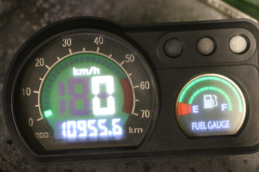 photo de SPEEDOMETER TNT MOTOR FASTINO 4T 50 (2013 - 2019) - Distinctive features