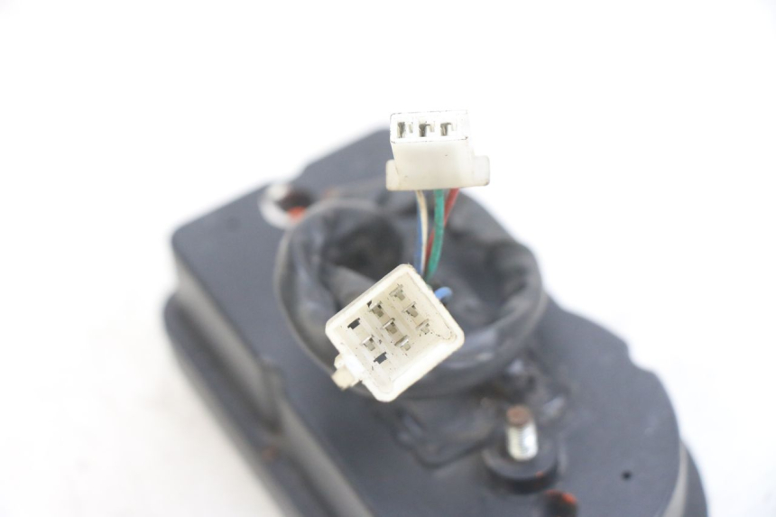 photo de SPEEDOMETER TNT MOTOR FASTINO 4T 50 (2013 - 2019) - Fixing points details