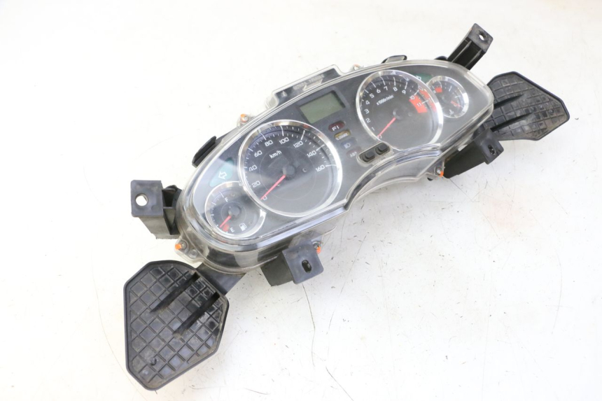 photo de SPEEDOMETER HONDA FES S-WING SWING ABS 125 (2007 - 2015) - Main view