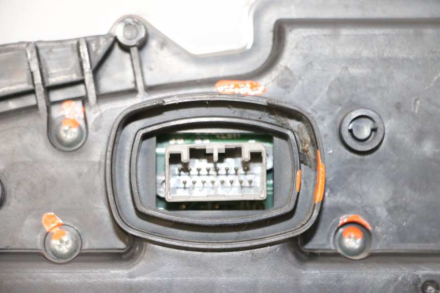 photo de SPEEDOMETER HONDA FES S-WING SWING ABS 125 (2007 - 2015) - Additional view of the item