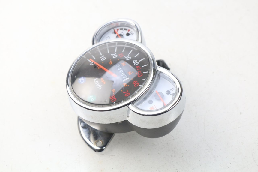 photo de SPEEDOMETER EUROCKA FIFTY 50 (2013 - 2022) - Surface and material condition
