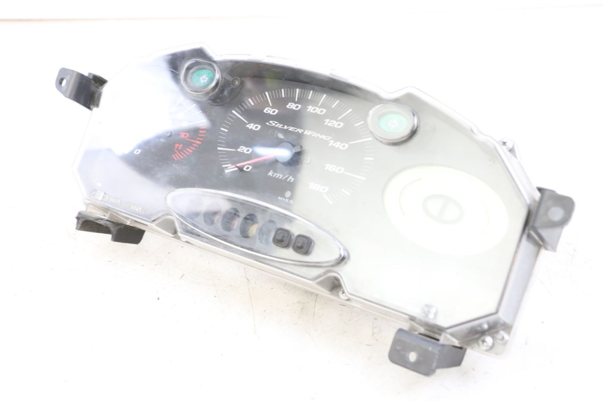 photo de SPEEDOMETER HONDA FJS SILVER WING SILVERWING 400 (2005 - 2008) - Alternative perspective