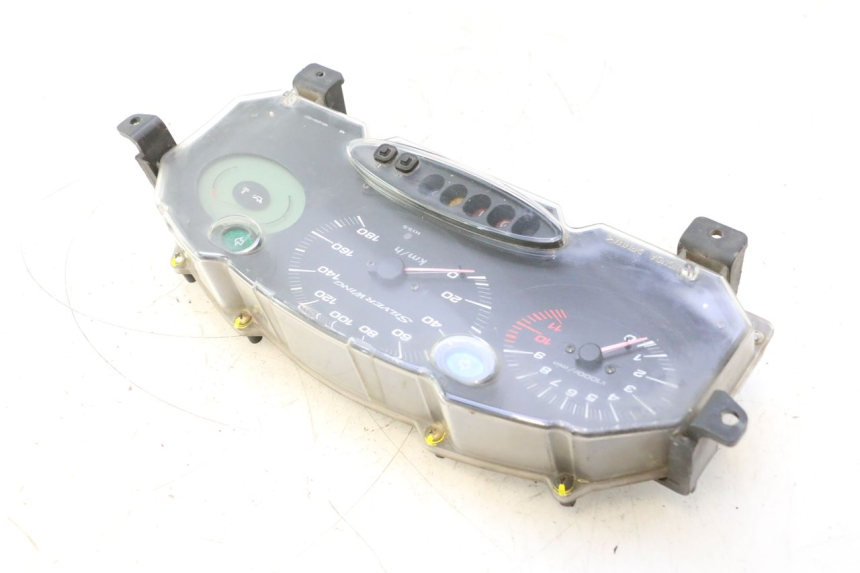 photo de SPEEDOMETER HONDA FJS SILVER WING SILVERWING 400 (2005 - 2008) - Surface and material condition