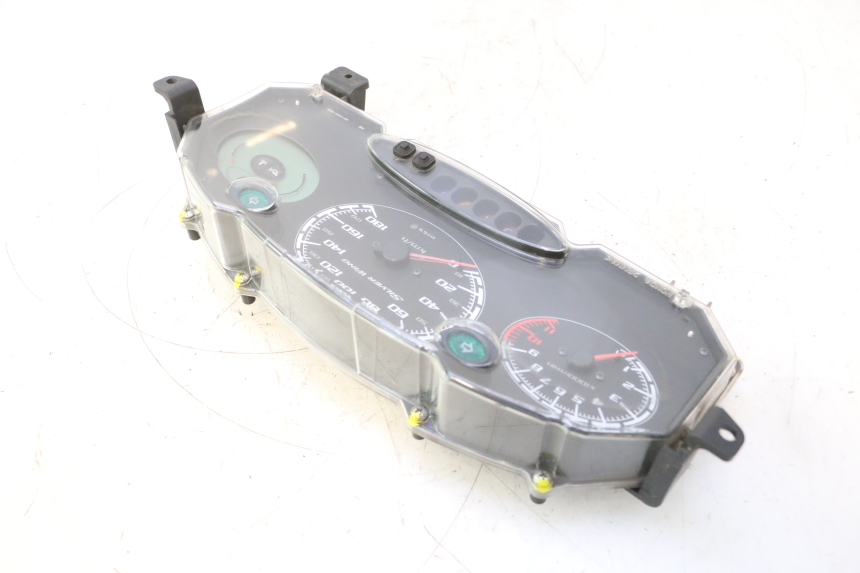 photo de SPEEDOMETER HONDA FJS SILVER WING SILVERWING 400 (2005 - 2008) - Detailed visual inspection