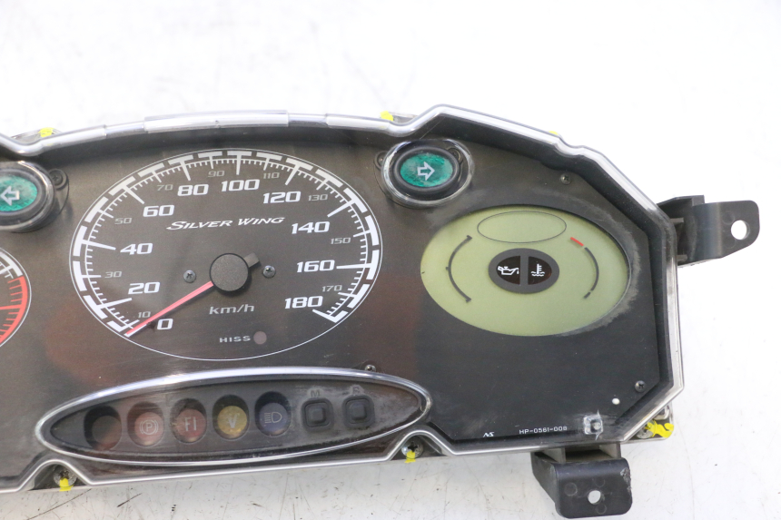 photo de SPEEDOMETER HONDA FJS SILVER WING SILVERWING 400 (2005 - 2008) - Alternative angle