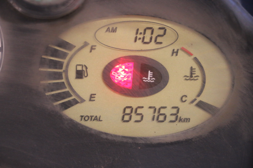 photo de SPEEDOMETER HONDA FJS SILVER WING SILVERWING 400 (2005 - 2008) - Zoom on usage condition