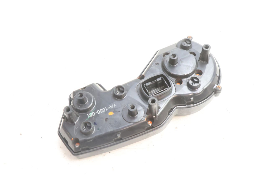 photo de SPEEDOMETER YAMAHA FZ8 800 (2010 - 2016) - Fixing points details