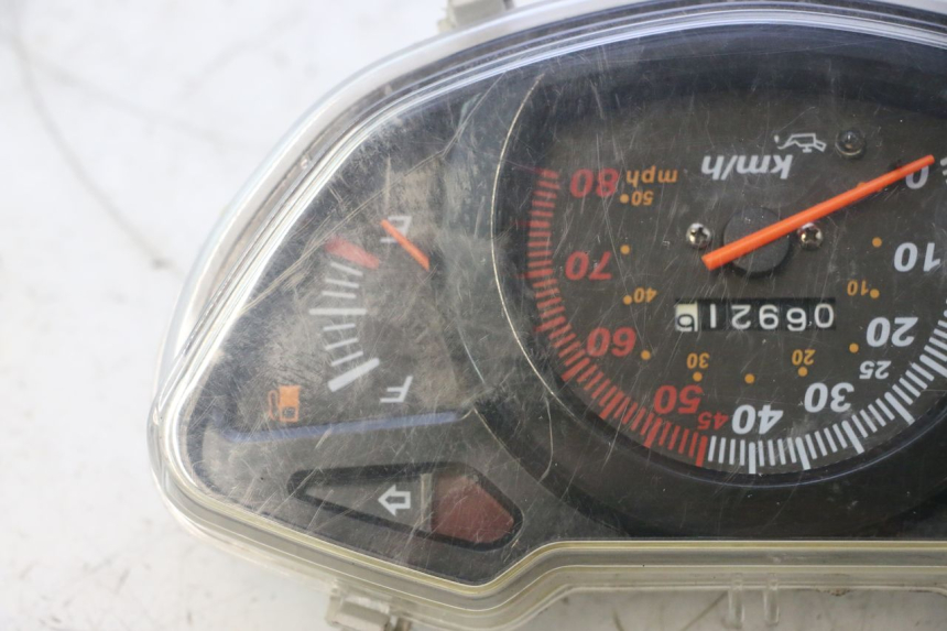 photo de SPEEDOMETER VASTRO GP 2T 50 (2013 - 2017) - Alternative perspective