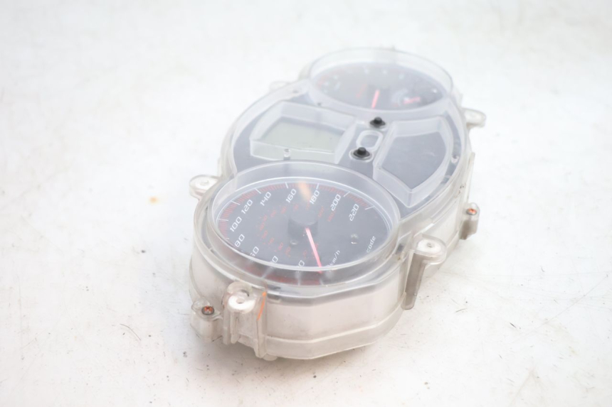 photo de SPEEDOMETER GILERA GP 800 (2007 - 2013) - Additional view of the item