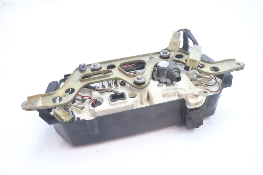 photo de SPEEDOMETER KAWASAKI GPX F ZX750F 750 (1986 - 1990) - High-resolution close-up