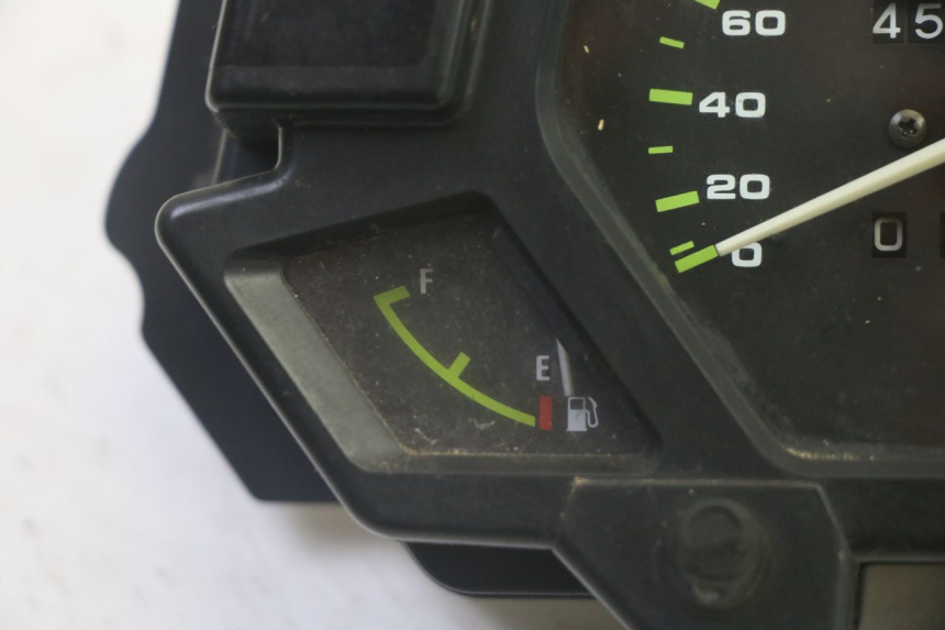 photo de SPEEDOMETER KAWASAKI GPX R WARBIRD 600 (1988 - 1993) - Zoom on usage condition