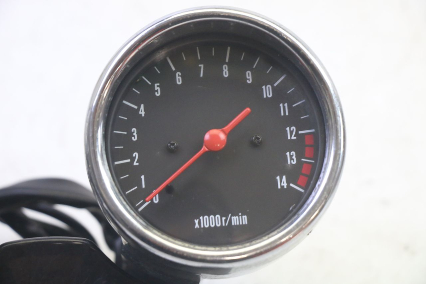 photo de SPEEDOMETER SUZUKI GSF N BANDIT 600 (1996 - 1999) - Zoom on usage condition