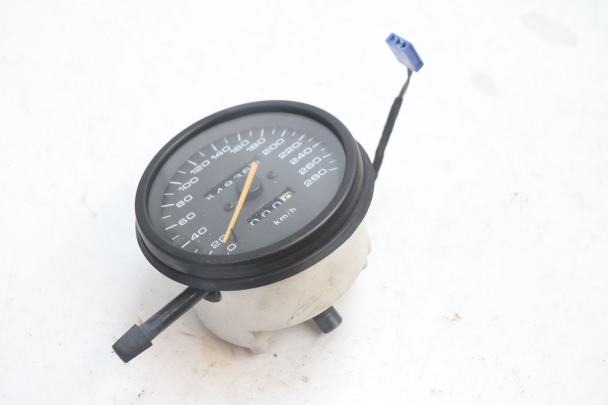 photo de SPEEDOMETER SUZUKI GSX F GSXF 750 (1988 - 1998) - Alternative perspective