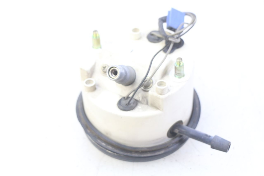 photo de SPEEDOMETER SUZUKI GSX F GSXF 750 (1988 - 1998) - Alternative perspective