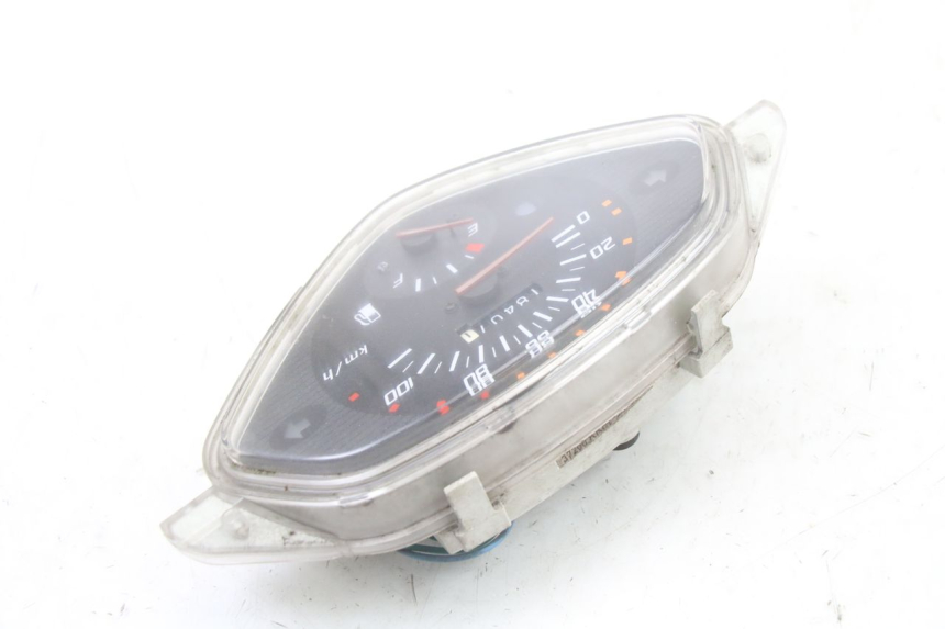 photo de SPEEDOMETER HONDA SCV LEAD 100 (2003 - 2007) - Technical close-up