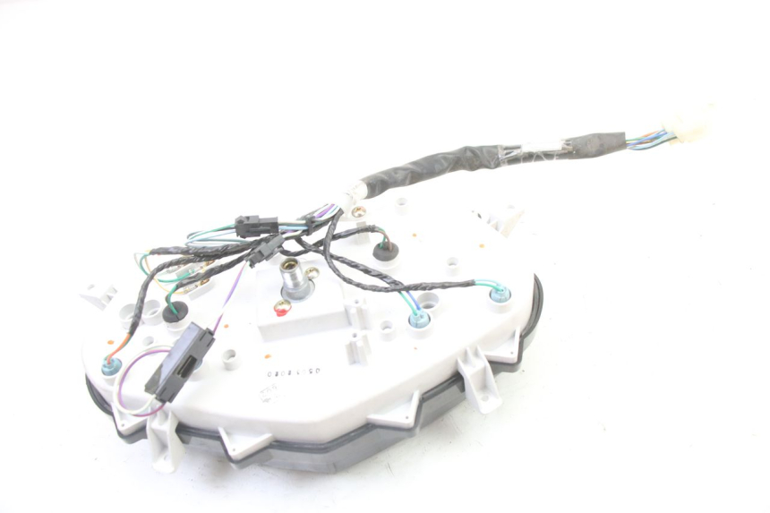 photo de SPEEDOMETER SYM JET 14 4T 50 (2018 - 2022) - Surface and material condition