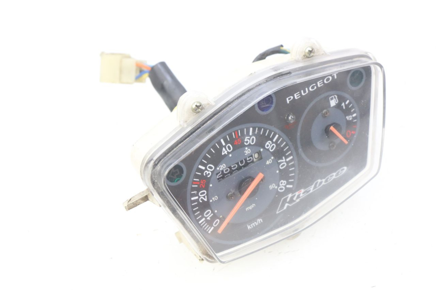 photo de SPEEDOMETER PEUGEOT KISBEE 2T 50 (2010 - 2017) - Zoom on usage condition