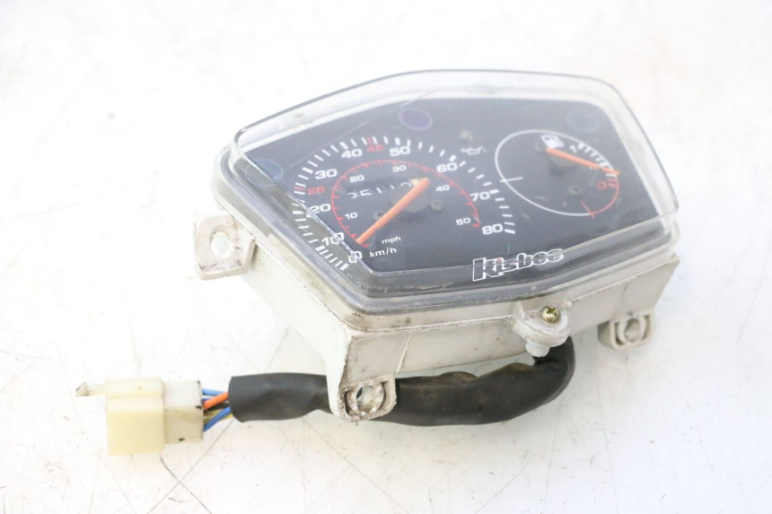 photo de SPEEDOMETER PEUGEOT KISBEE 2T 50 (2010 - 2017) - Distinctive features