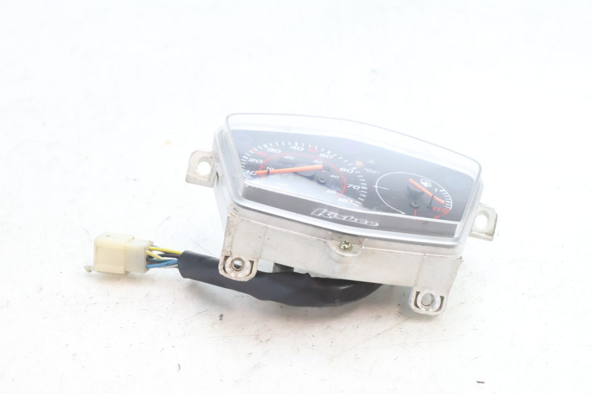 photo de SPEEDOMETER PEUGEOT KISBEE 2T 50 (2010 - 2017) - Technical close-up