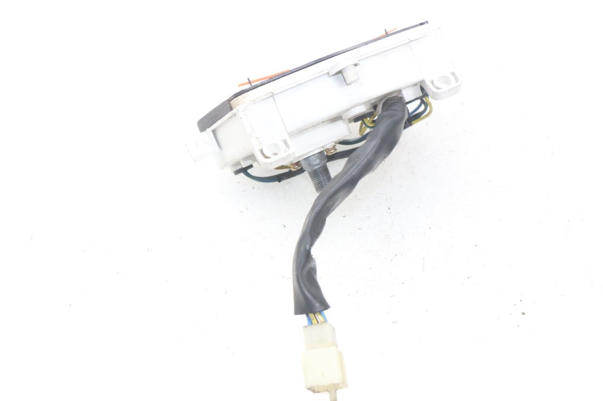 photo de SPEEDOMETER PEUGEOT KISBEE 4T 50 (2018 - 2022) - Technical close-up