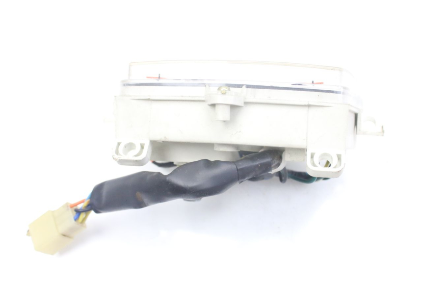 photo de SPEEDOMETER PEUGEOT KISBEE 4T 50 (2010 - 2017) - Zoom on usage condition